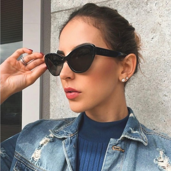 New - Prada PR 13YS Black  cat-eye sunglasses 0PR 13YS - Picture 9 of 13